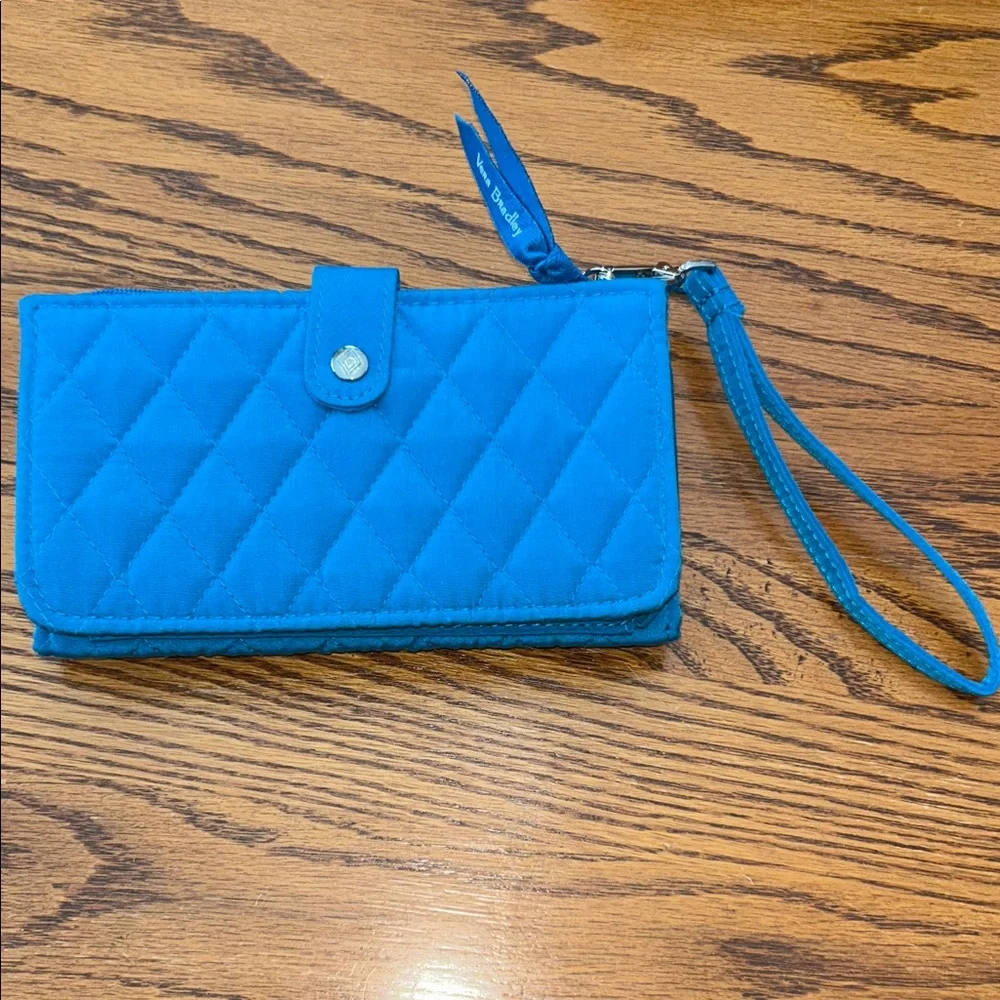 Vera Bradley Bahama Bay Blue Smartphone Wristlet Wallet